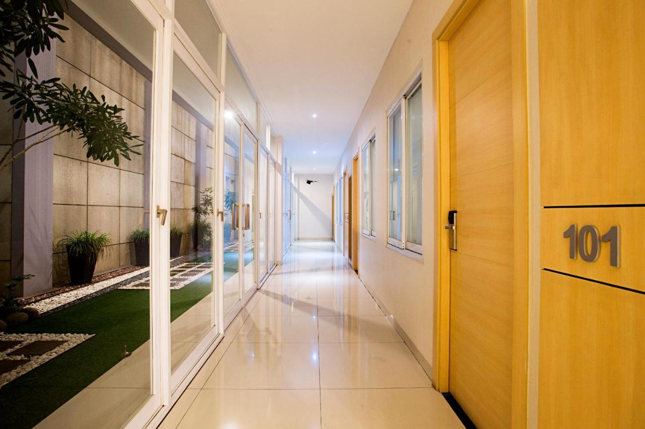 Petogogan Residence Mencil Exterior photo